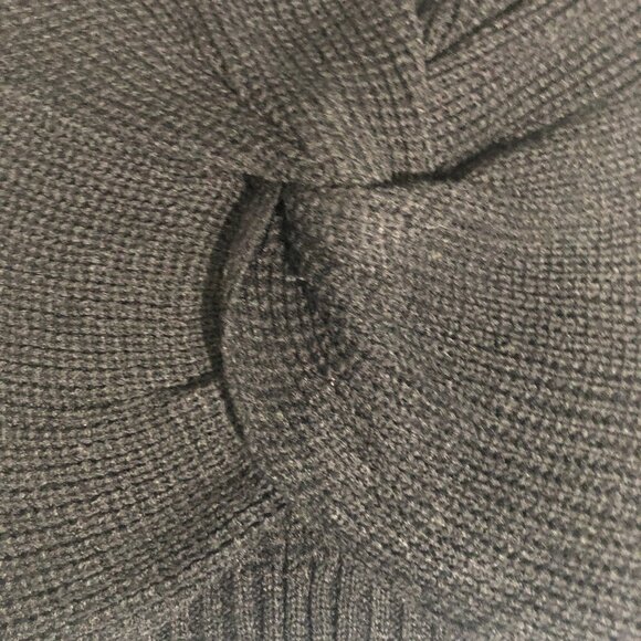 POOF New York V-Neck Tie Front Black Sweater Size M - Picture 11 of 12